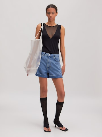 EDITED - Body camiseta 'Polina' en negro