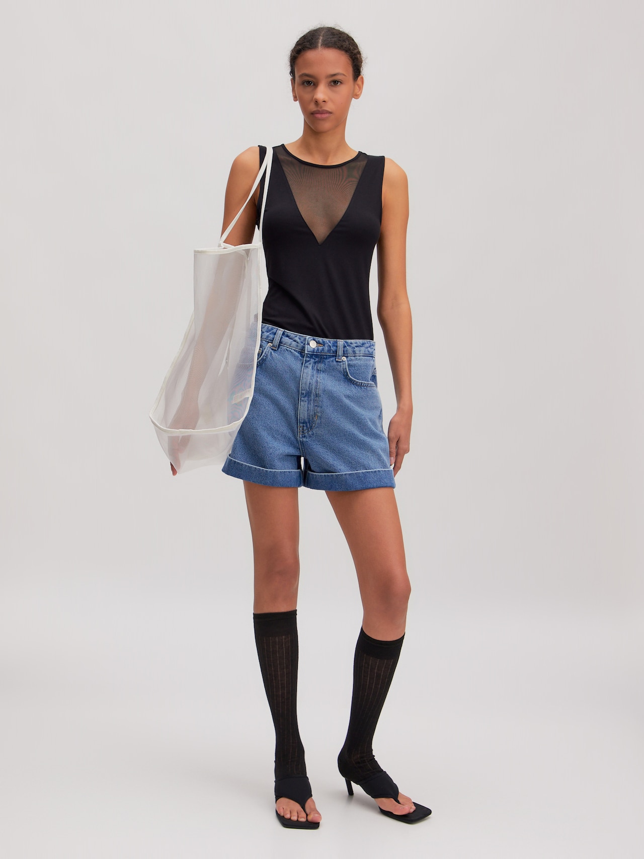 EDITED Novedades Body camiseta 'Polina' negro