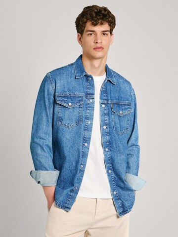 Pepe Jeans Between-season jacket in Blue: front
