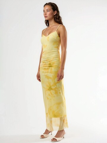 Robe Busem en jaune