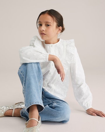 WE Fashion Pusero värissä valkoinen