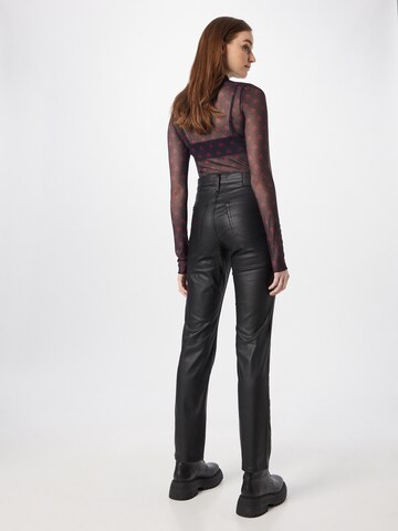 LEVI'S ® Regular Jeans '724' in Schwarz