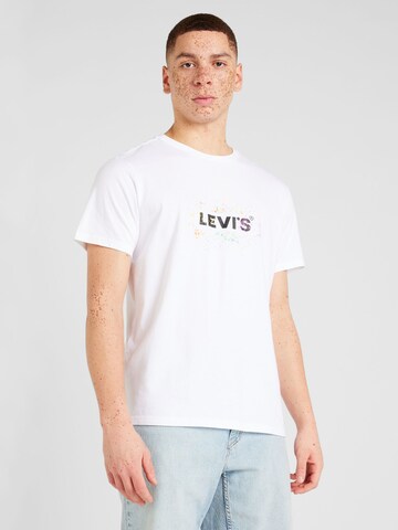 LEVI'S ® Paita 'SS Relaxed Baby Tab Tee' värissä valkoinen: edessä