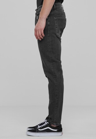 2Y Premium Tapered Jeans in Grey