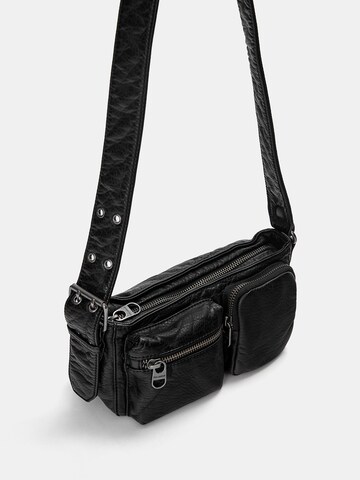 Pull&Bear Tasche in Schwarz