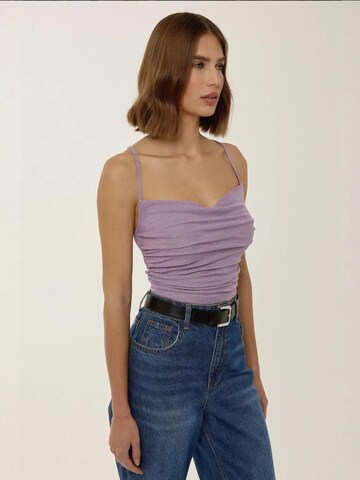 Top in maglia di Hiccup in lilla
