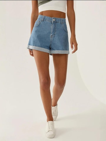 Hiccup Regular Shorts in Blau: Vorderseite