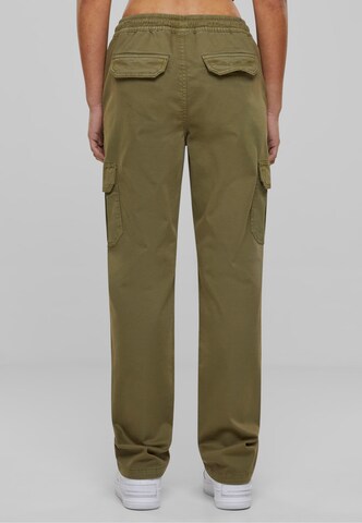 Urban Classics Regular Cargo Pants in Green