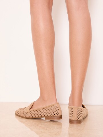 Chaussure basse Lipsy en beige