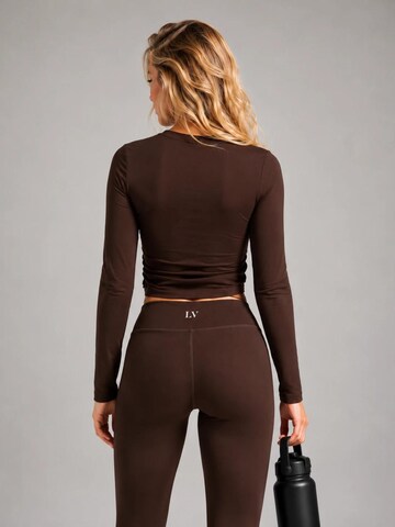 La V Shirt 'Sporttop Fleur' in Brown