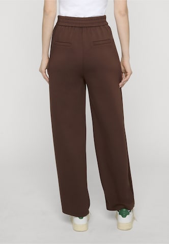 Urban Classics Regular Bundfaltenhose in Braun