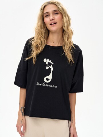 Blue Shadow Blouse in Black: front