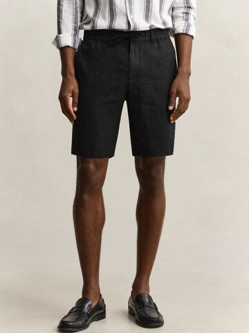 GANT Normální Kalhoty – černá: přední strana