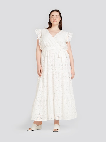 CITA MAASS co-created by ABOUT YOU - Vestido 'Daniela' en blanco: frente