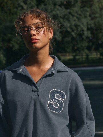 self. Sweatshirt in Blauw
