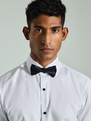 Coupe regular Chemise Next en blanc