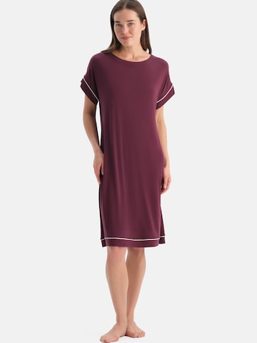 Chemise de nuit Dagi en rouge : devant