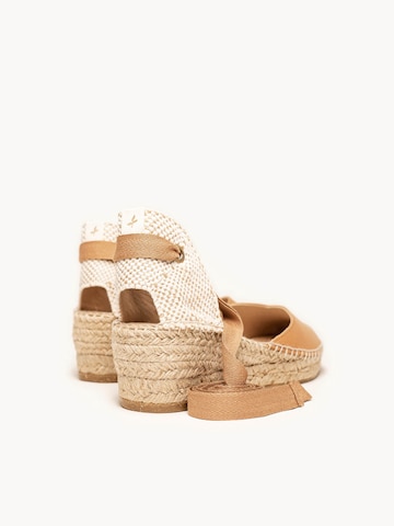 Décolleté sling 'Alpargata Cuña 5 cm' di Alhamas in beige