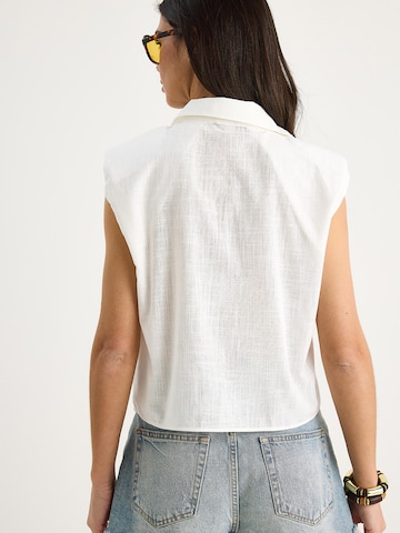 Bianco Lucci - Blusa en blanco