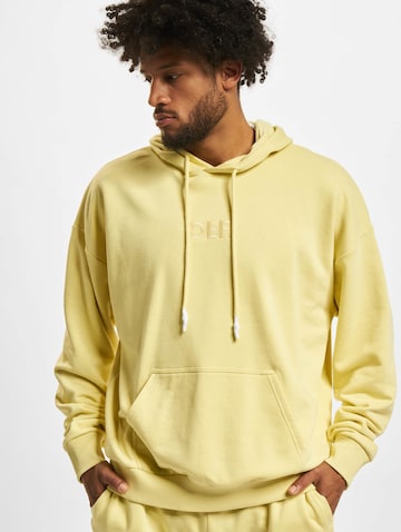 DEF Sweatshirt 'Roda' in Yellow