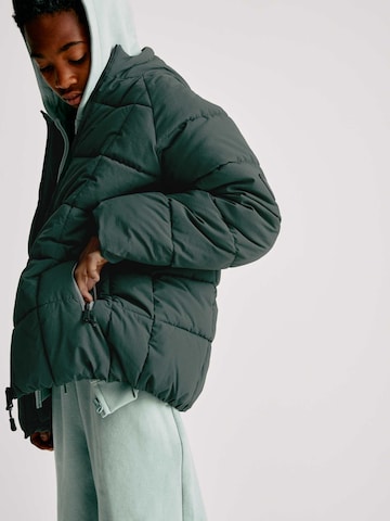 Veste d’hiver Marks & Spencer en vert : devant