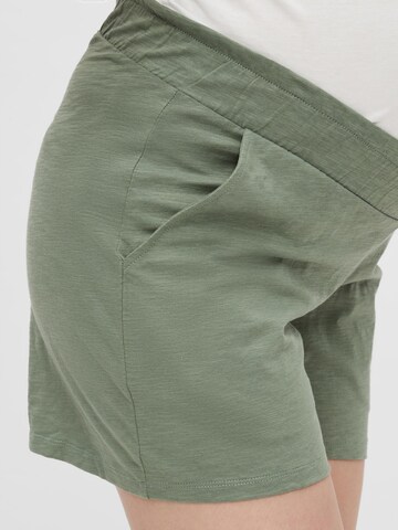 Regular Pantalon 'Evia' MAMALICIOUS en vert