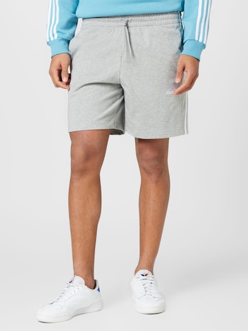 ADIDAS SPORTSWEAR Regularen Športne hlače 'Essentials' | siva barva: sprednja stran