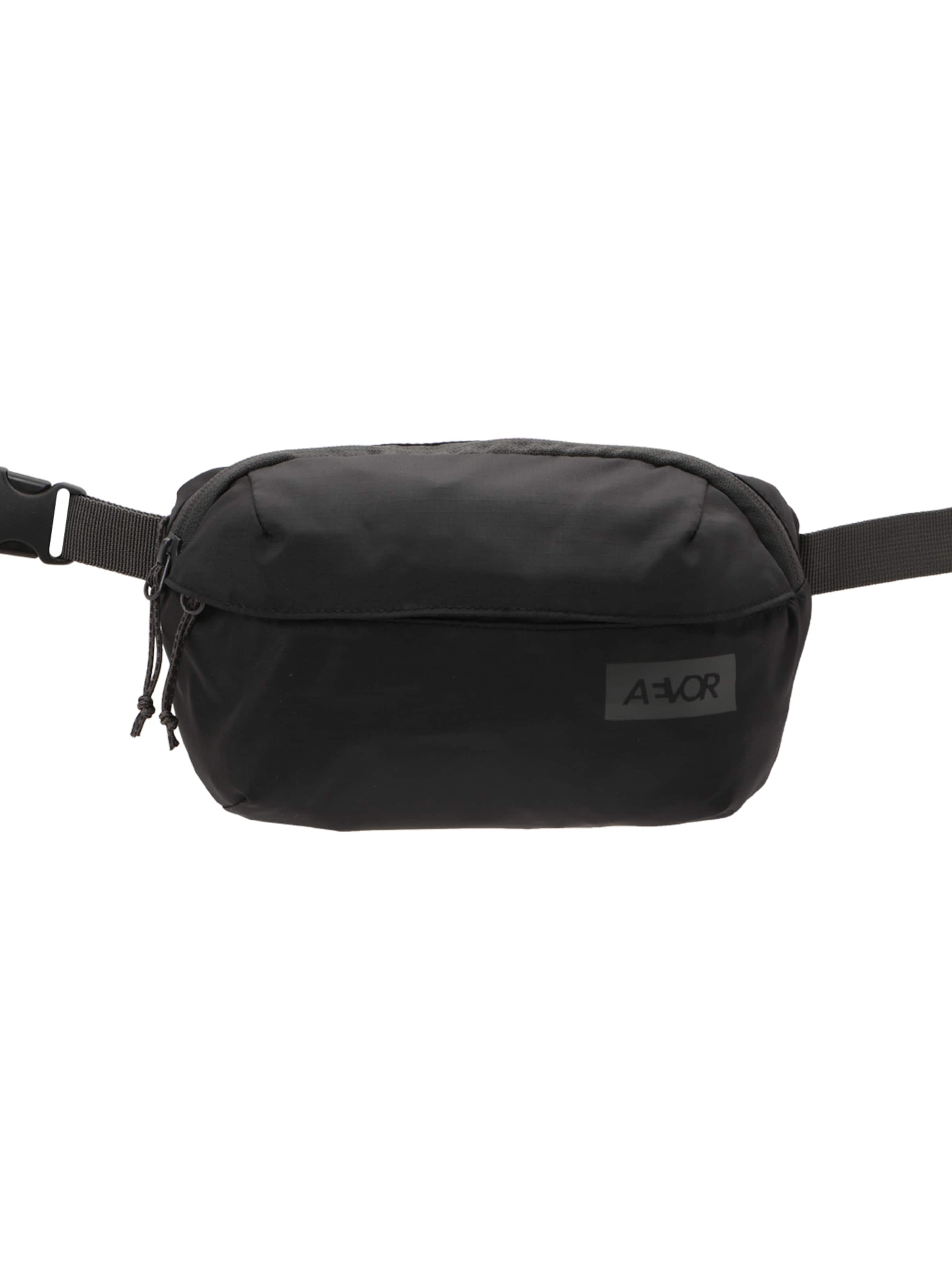AEVOR Gürteltasche 'Ease' in Schwarz: Vorderseite