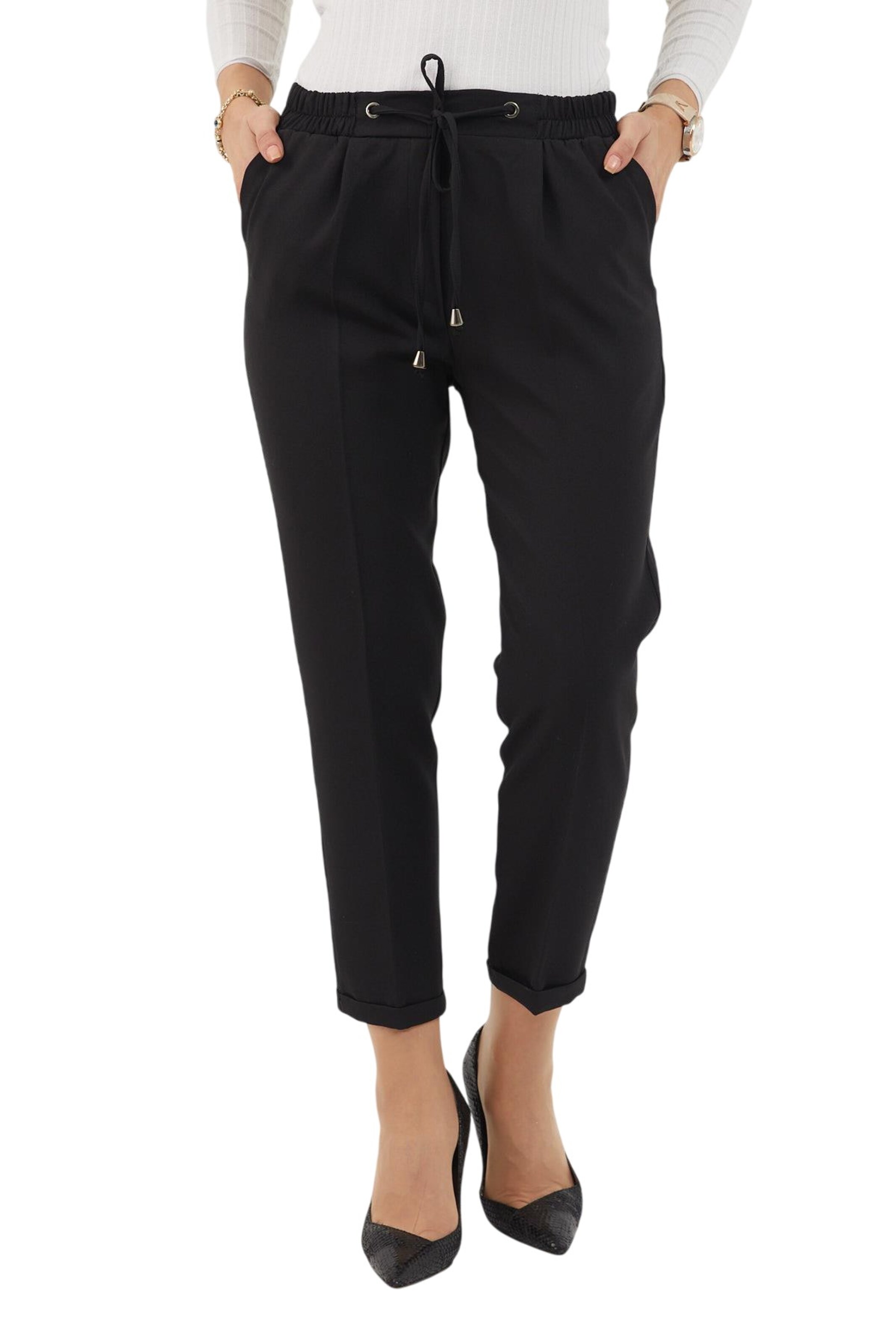 MODAMIHRAM Tapered Pleat-front trousers in Black: front