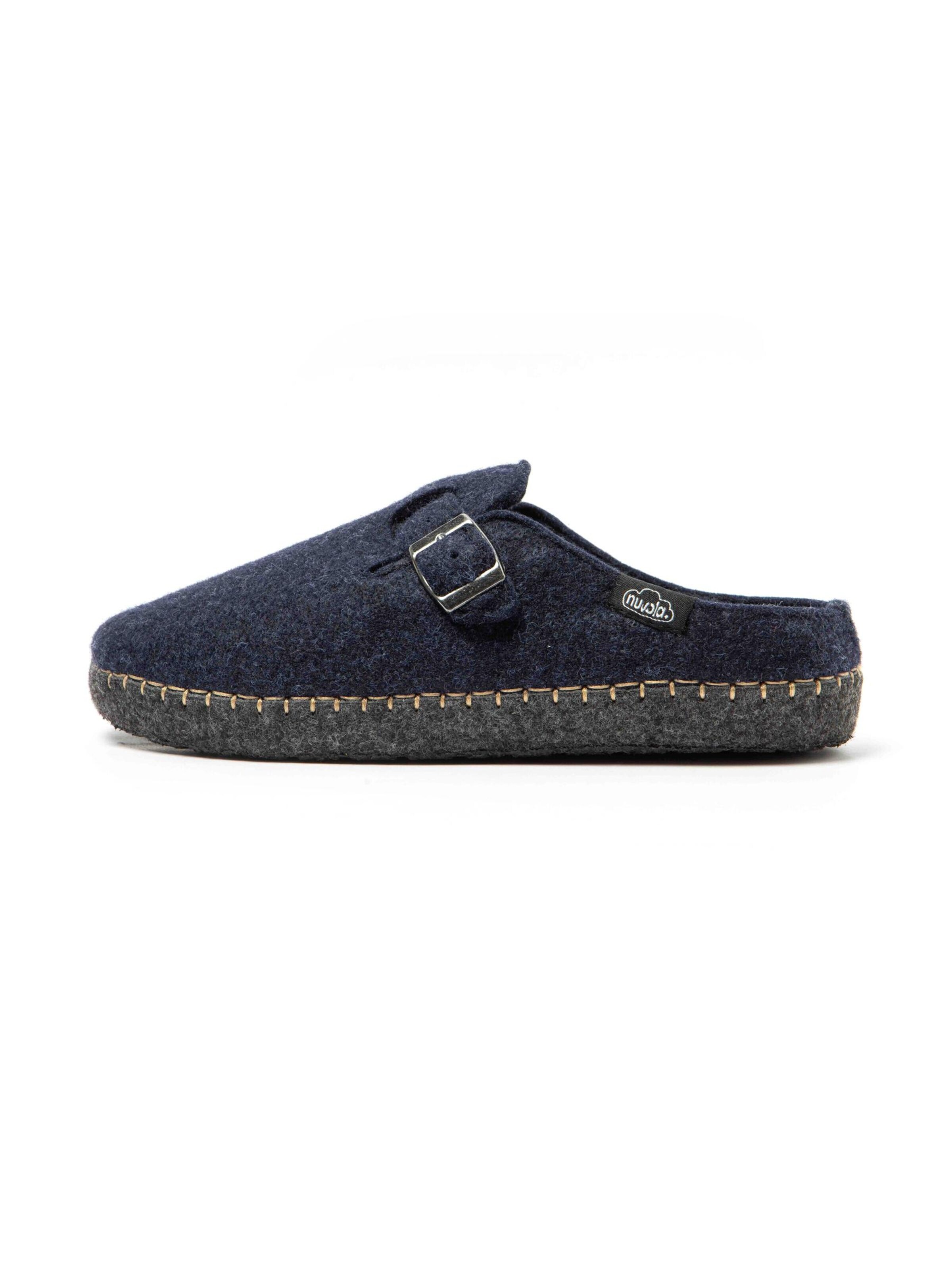 Nuvola. Slipper 'Zueco Belt' in Blue