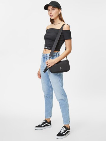 Calvin Klein Jeans Štandardný strih Tričko - Čierna