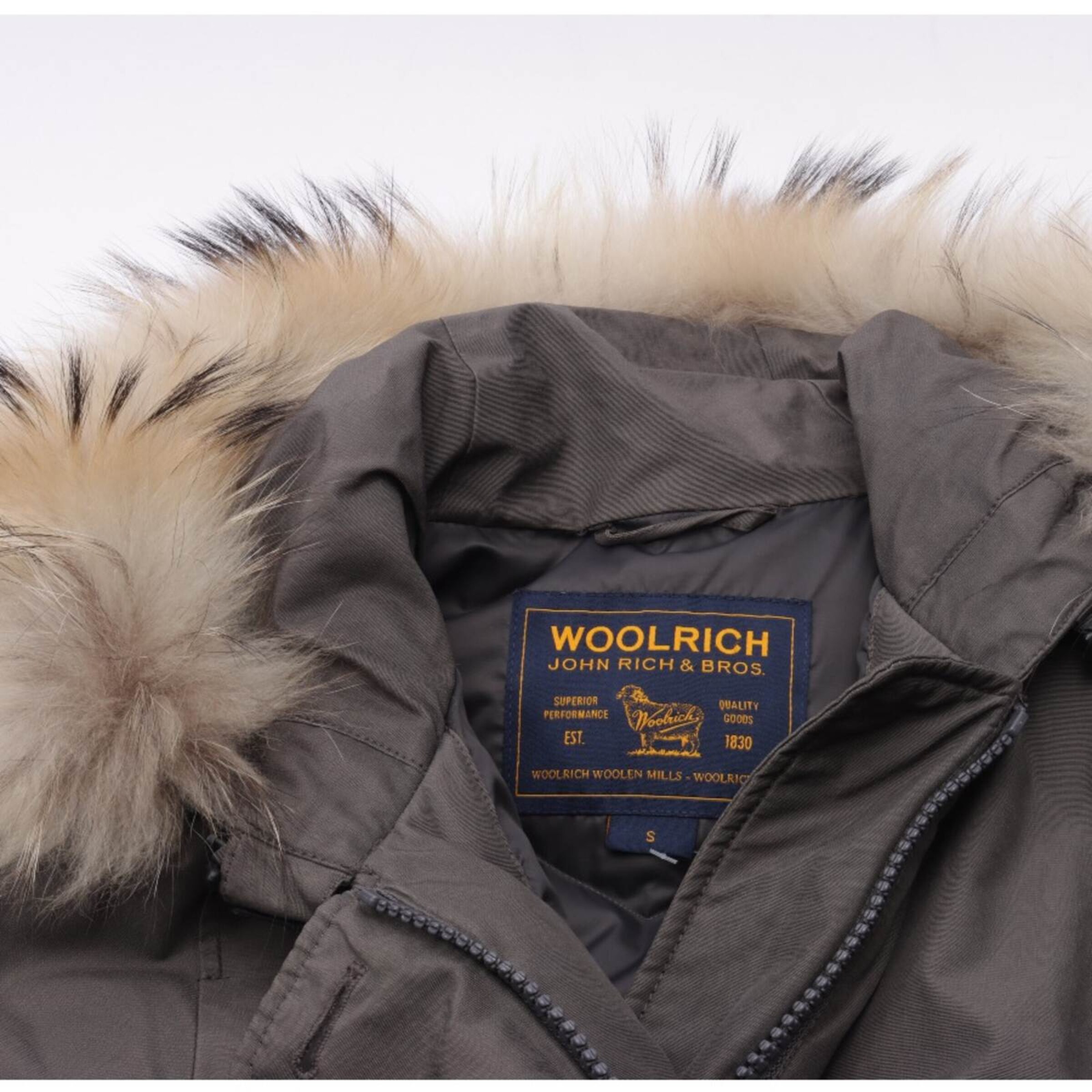 Woolrich Jacket & Coat in S in Grey