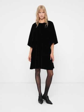 SELECTED Sukienka 'SLFABBY-LAURINA' w kolorze czarny: przód