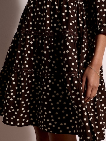 Apricot Dress ' ' in Brown