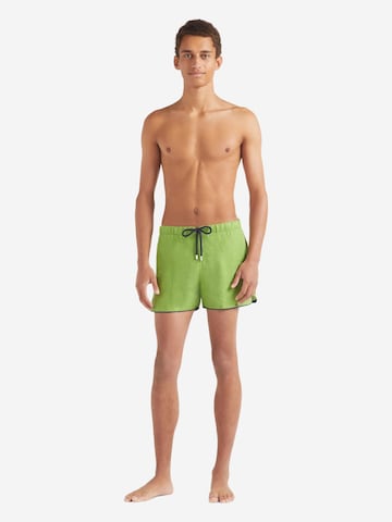 Vilebrequin - Bermudas en verde: frente