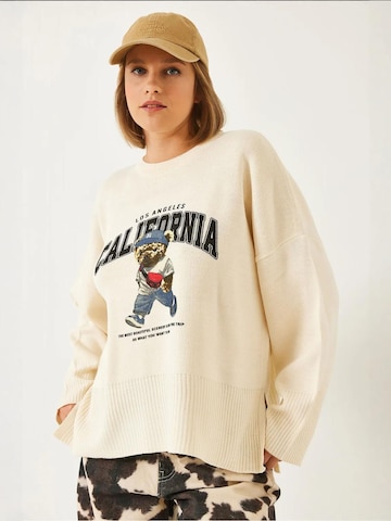 Pullover extra large di Bianco Lucci in beige: frontale