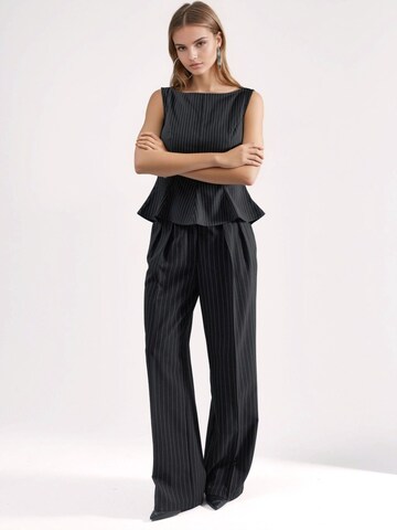 Hiccup Top in Black
