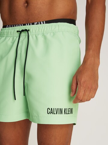 Calvin Klein SwimwearKupaće hlače 'Intense Power' - zelena boja