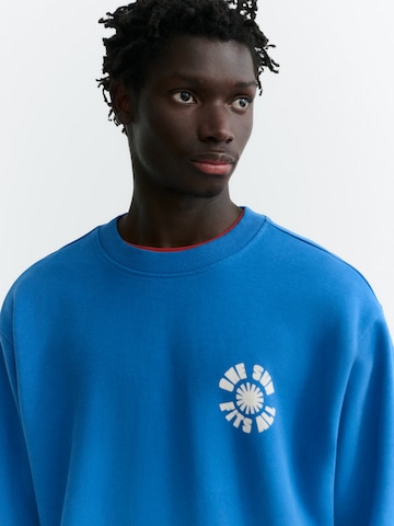 Thinking MU Sweatshirt 'LEON' in Blauw: voorkant