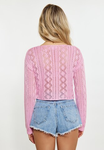 IZIA Pullover in Pink