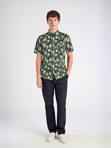Coupe regular Chemise Lindbergh en vert
