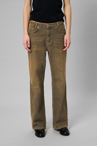 My Essential Wardrobe Loosefit Jeans in Braun: Vorderseite