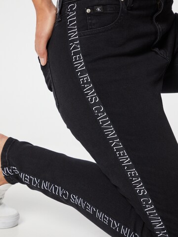 Skinny Jeans di Calvin Klein Jeans in nero