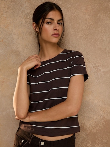 Maglietta di Next in marrone
