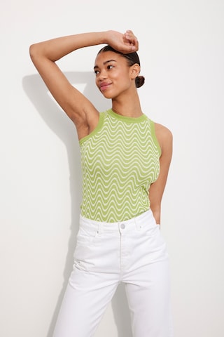 Envii Knitted Top in Green: front