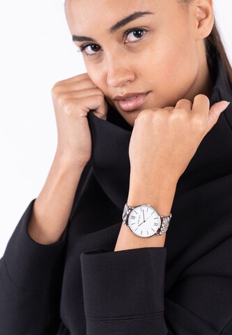 Montre à affichage analogique 'Amy' Suri Frey en beige : devant