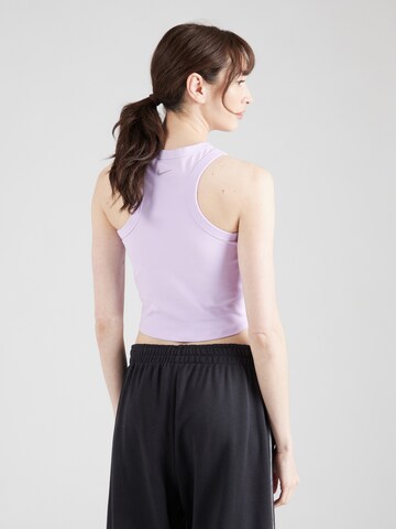 NIKE - Top deportivo 'ONE' en lila