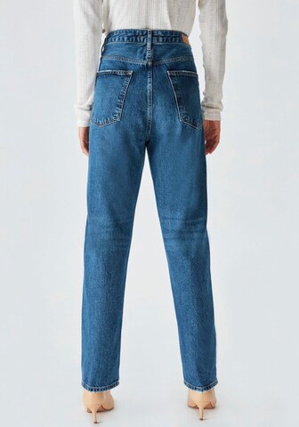LTB Tapered Jeans in Blau