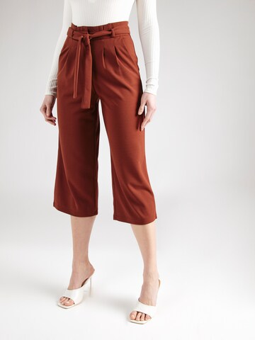 JDY Wide leg Pleat-front trousers in Brown: front