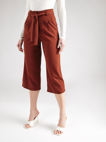 JDY Wide leg Pleat-front trousers in Brown: front